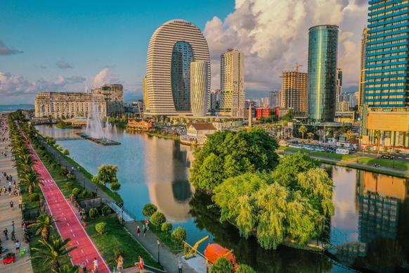 В октябре отправляйтесь в Тбилиси